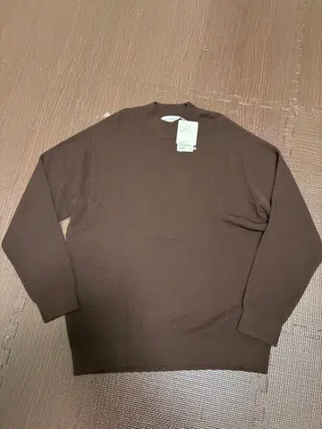 브라운 크루넥 스웨터 L