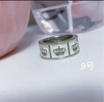 저스틴 데이비스 반지 크라운