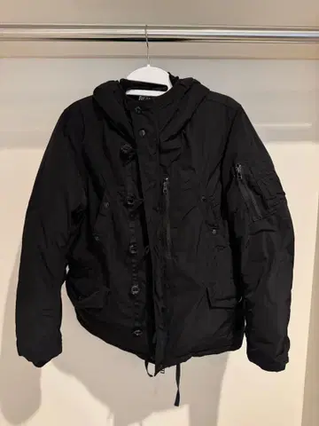 BEAMS N-3B 다운 자켓 사이즈: M