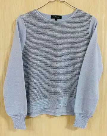 Reflect 긴팔 라메 스웨터 라이트 블루