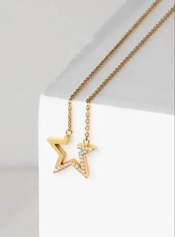 Lierrey 비대칭 스타 목걸이