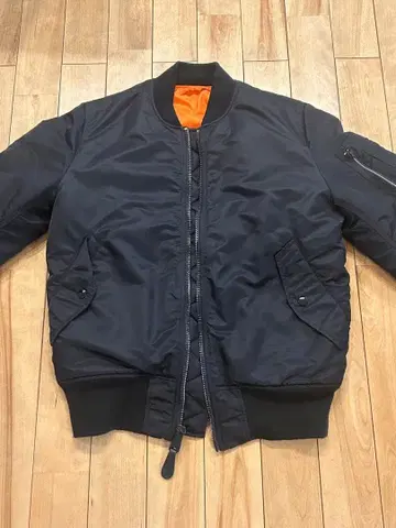 Alpha 리버서블 MA-1 자켓