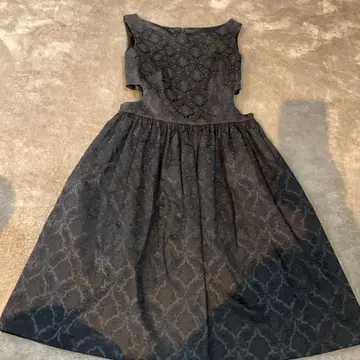 DreAng 블랙 슬리브리스 풀 드레스