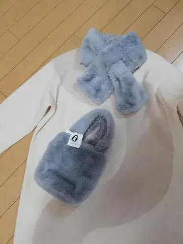 미사용 택 포함 문배트 워셔블 머플러와 백 세트 estaa