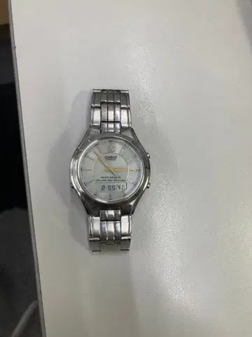 CASIO 멀티 밴드 5 손목시계 실버