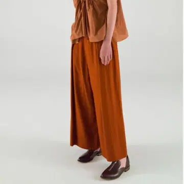 zucca 블랙 가죽 지퍼 신발