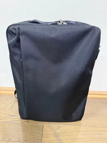 IS/IT - 이즈잇 LAPTOP II / 랩탑2