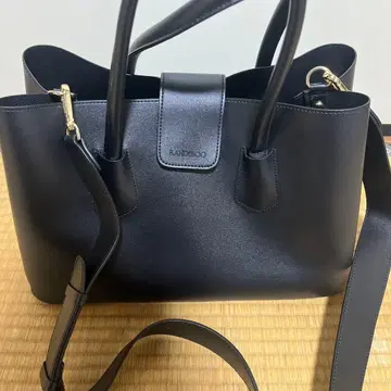 RANDIBOO 블랙 핸드백