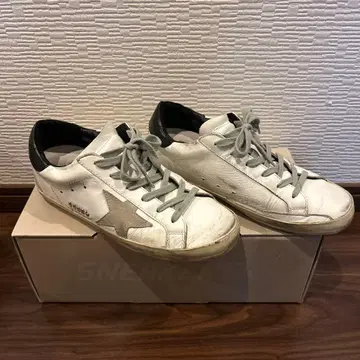 GOLDEN GOOSE SUPERSTAR 37
