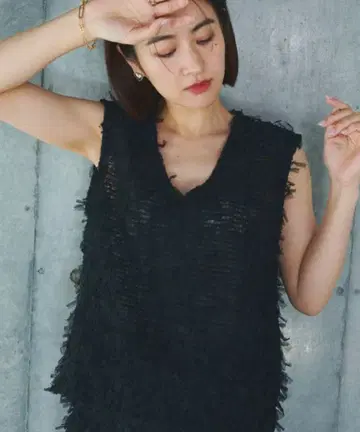 [USINE/유진] 테이프얀 프린지 베스트