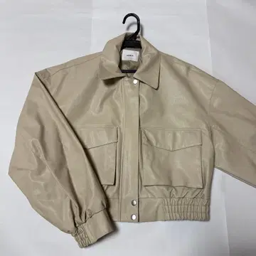 MURUA 인조 가죽 플라이트 자켓 베이지