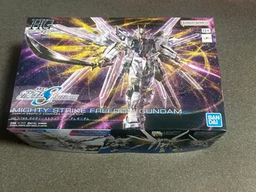 HG 마이티 스트라이크 프리덤 건담 중간 조립