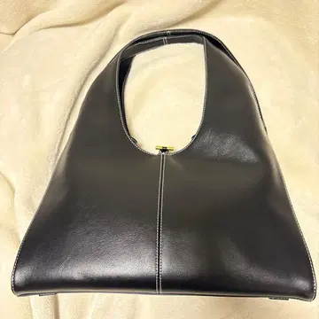 아틀리에 드 루멘 가죽 숄더백 블랙