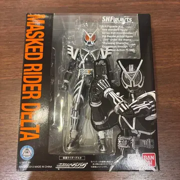 개봉 완료 중고품 S.H.Figuarts 가면라이더 델타