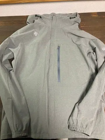 데상트 제로 스타일 스트레치 후드티 M