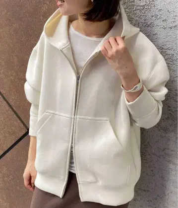 [ SLOBE IENA ] 볼륨 집업 후디 아이보리