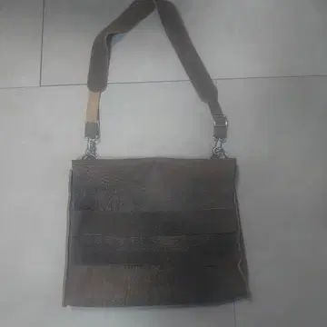 Incarnation 호스뱃 숄더백