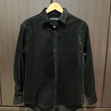 블랙 코듀로이 긴팔 셔츠