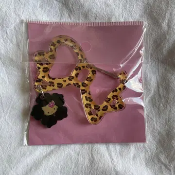 SPINNS 키티 챠미키티 스핀스 카라비너 일광화상 레오파드