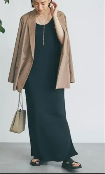 RIVE DROITE 슬리브리스 원피스 블랙 정가 13,750엔