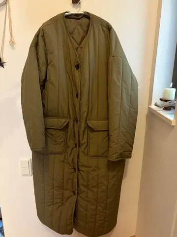 어반 리서치 올리브 그린 롱 코트