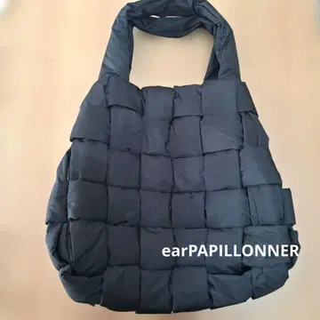 ear Papillonner 발수 라이트 메쉬 토트백 블랙