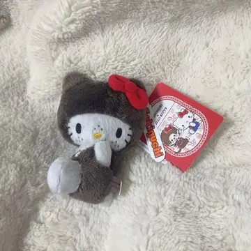 [ 새상품 미사용 ] 헬로키티 x 몽치치 얼굴 큰 SS 키체인 키티