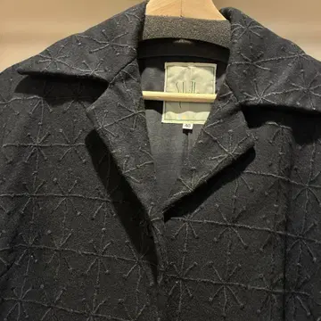 시빌라 sybilla 총 자수 롱 코트 블랙