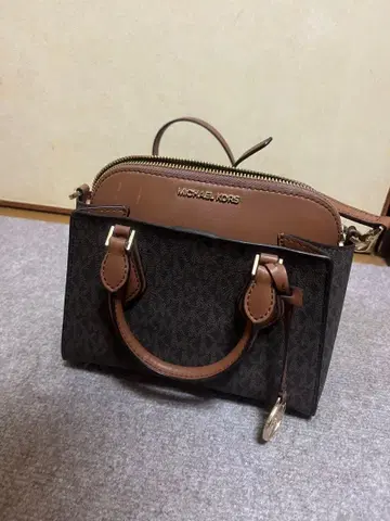 MICHAEL KORS 숄더백 브라운/블랙