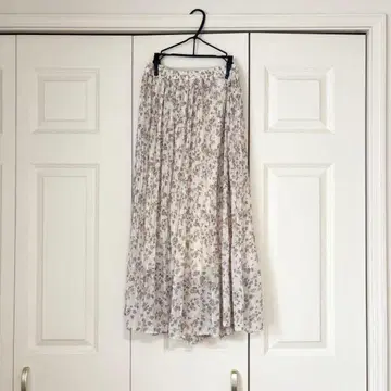 INGNI 꽃무늬 스커트