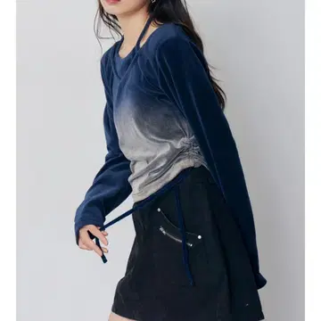 홀터넥 벨로아 상의