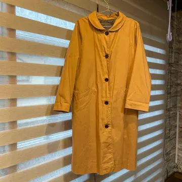 오렌지 롱 코트 단추식