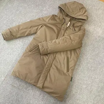 요소우 YOSOOU 베이지 다운 자켓