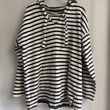 MexiPa 메키파 후드티 론 헤르만