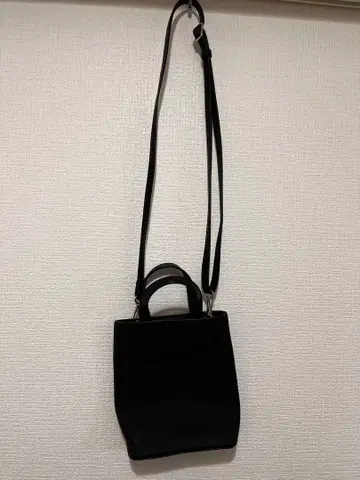 블랙 숄더백 beauty&youth united arrows