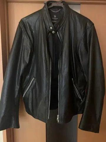 블랙 가죽 싱글 라이더 자켓