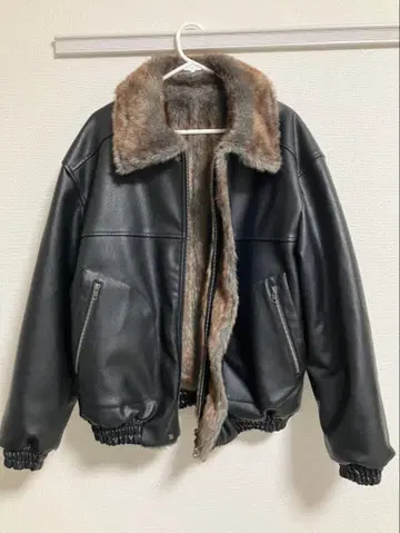 Camphor wood 가죽 자켓