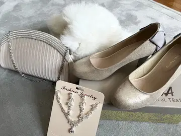 파티, 결혼식, 연주회, 식사 모임, 경사 4종 세트