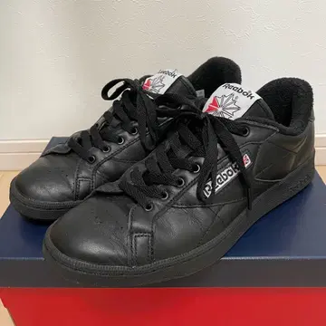 Reebok (리복) 클럽 C 스니커즈 26cm