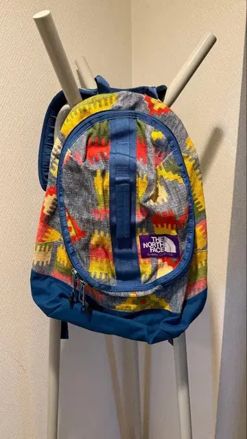 THE NORTH FACE 중형 백팩 멀티 컬러