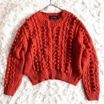 맥피 케이블 짜임 폼폼 니트 크루넥 (1) 숏 기장