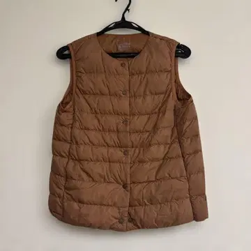 브라운 다운 자켓 S 사이즈 슬리브리스 무인양품