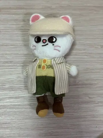 SKZOO JYP POPUP 백참 (Jiniret)