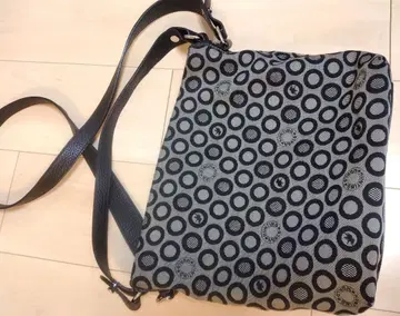 헌팅월드 HuntingWorld 숄더백 사선 가케