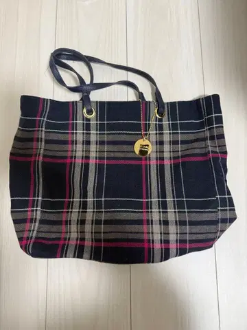 BLUE LABEL CRESTBRIDGE 체크 무늬 토트백