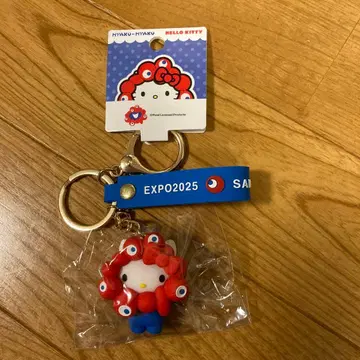 헬로키티 EXPO 2025 키링 미야쿠미야쿠 콜라보 키링