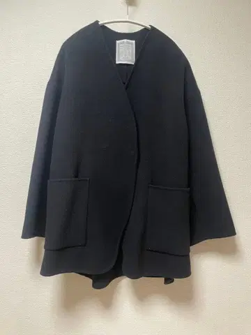 BEARDSLEY 비어즐리 리버 숏코트 블랙