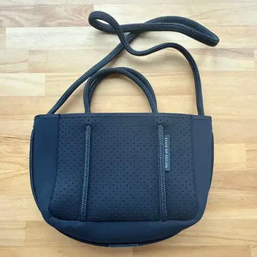 스테이트 오브 이스케이프 마이크로 블랙