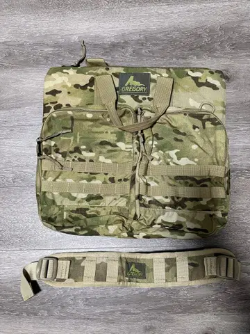 GREGORY 멀티 카모플라쥬 숄더백 스피어