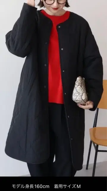 블랙 퀼팅 롱 코트 M 사이즈